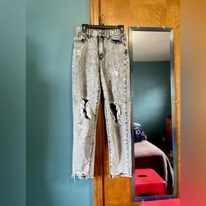 Distressed Jeans